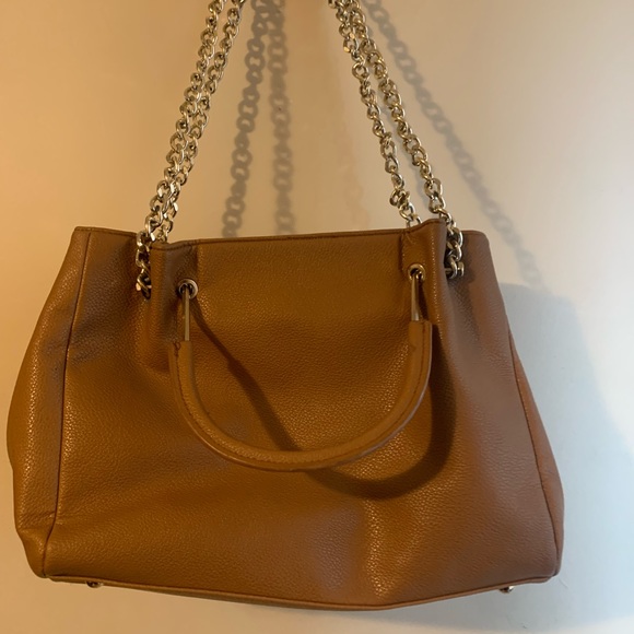 Dark Tan Guess Bag - Picture 2 of 3